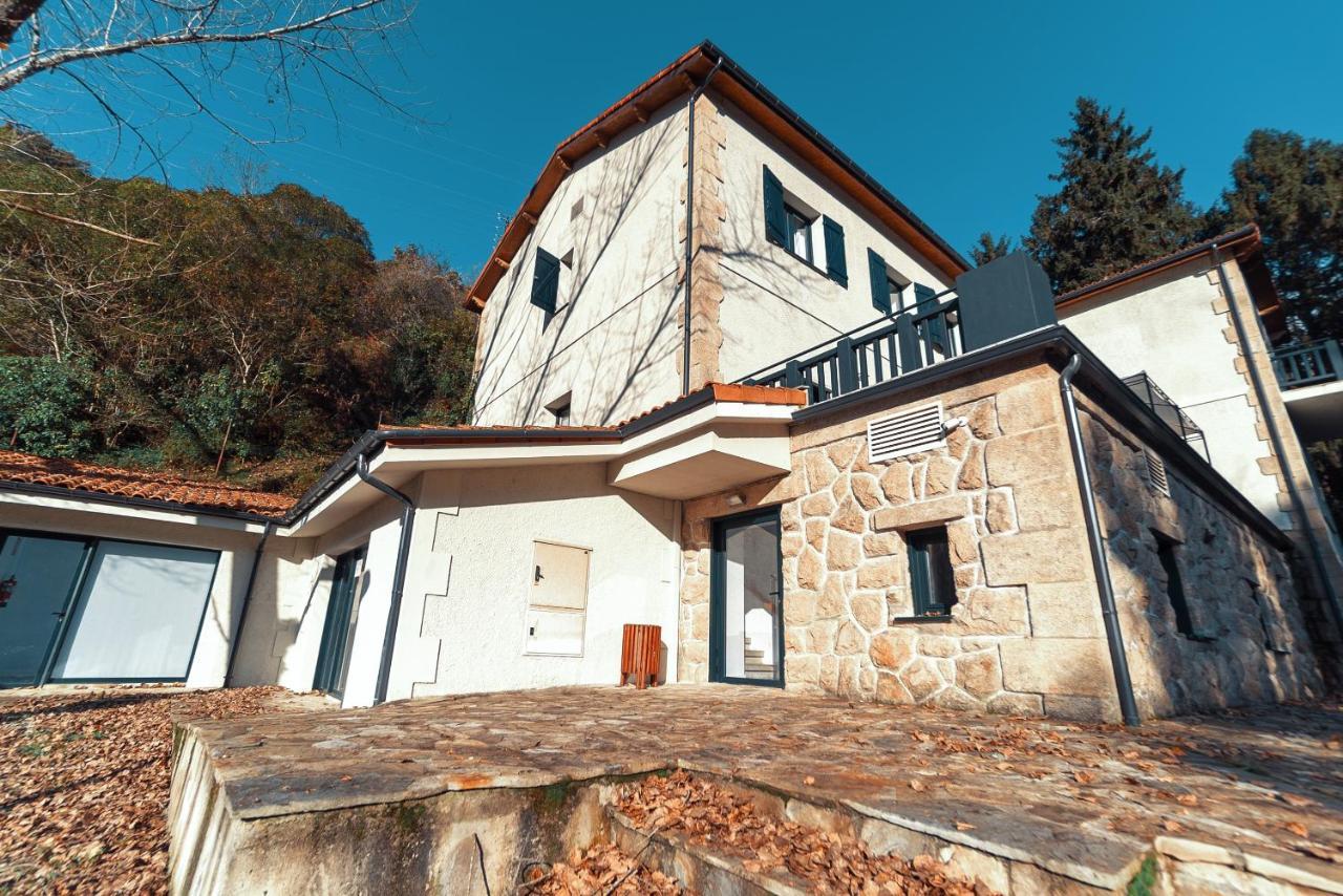 Chalet Centro Peares Carballedo  Buitenkant foto